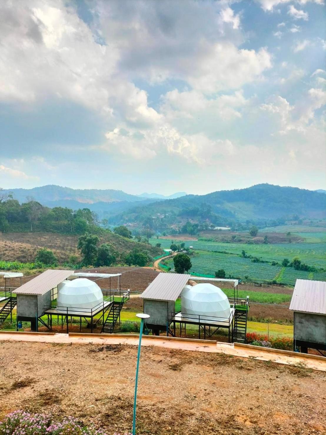 Hotel สวนไร่รุ่งอรุณ Suan Rai Rungarun Ban Na Pa Paek Exterior foto